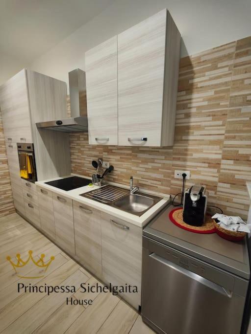 Willa Principessa Sichelgaita House Salerno Zewnętrze zdjęcie