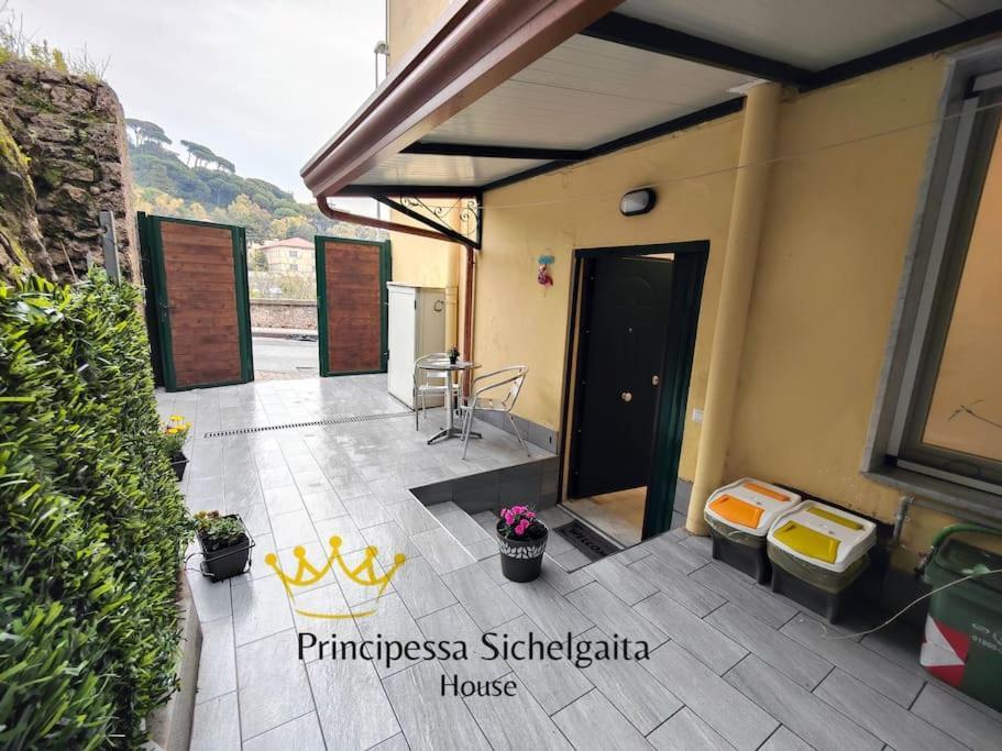 Willa Principessa Sichelgaita House Salerno Zewnętrze zdjęcie